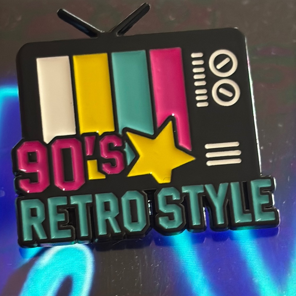 90's Retro Style TV Pin